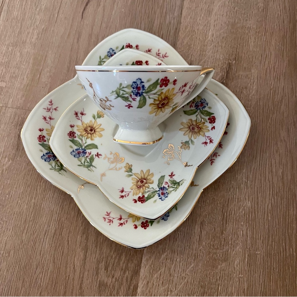 Alka Bavaria West Germany Tea Cup Saucer Plate Gold Etched Luncheon Set Vintage‎